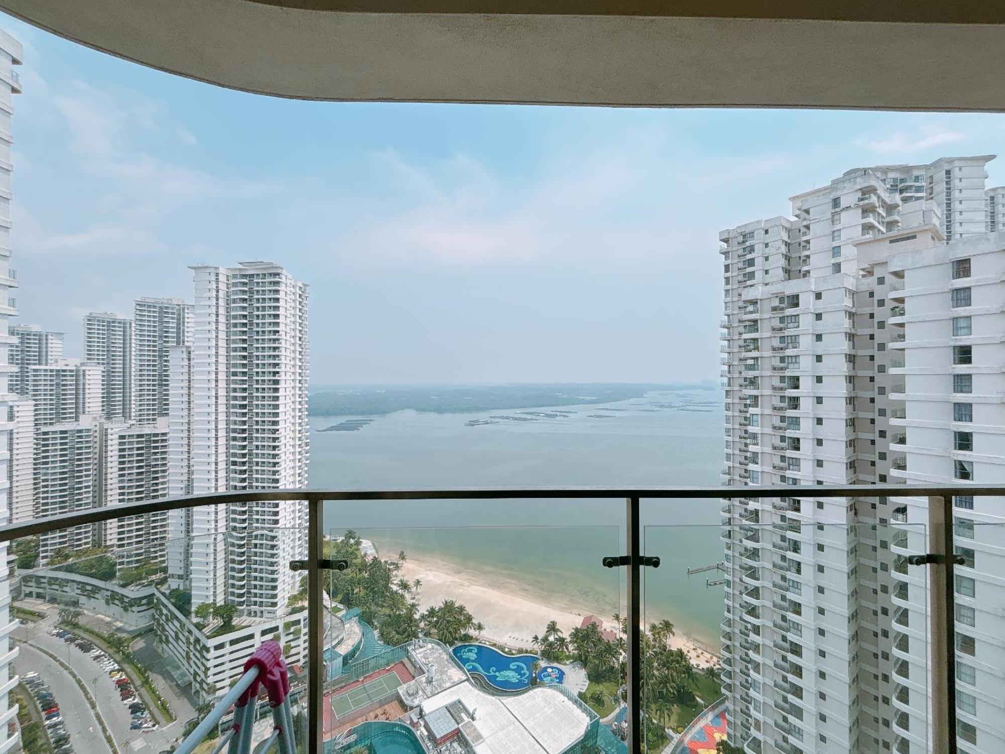 조호르 바루 Country Garden Danga Bay By Lions Bay 아파트 객실 사진